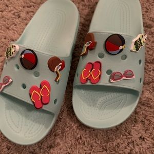 Croc Slides w/ jibbitz